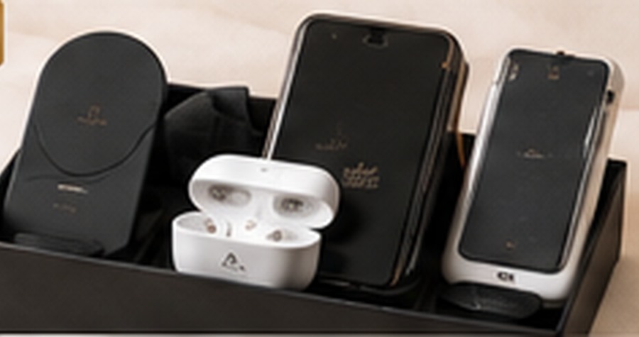 Tech & Accessories Set